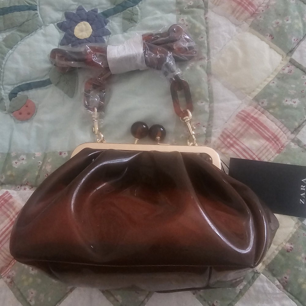 Shoulder bag